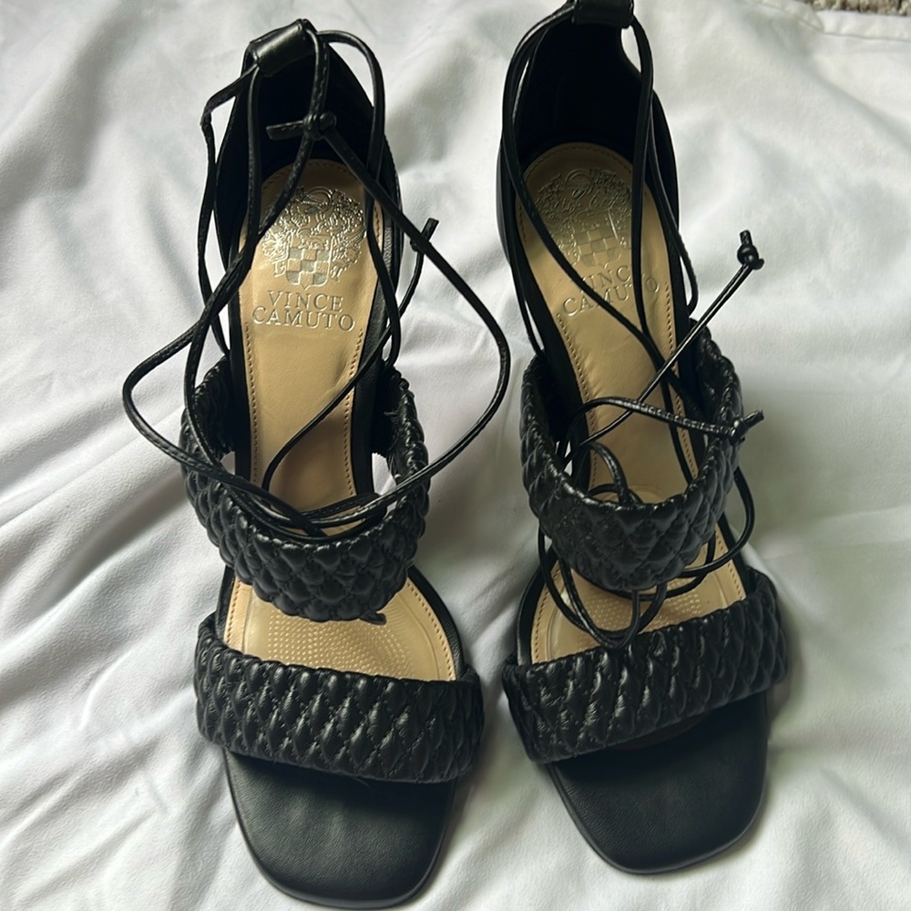Vince Camuto